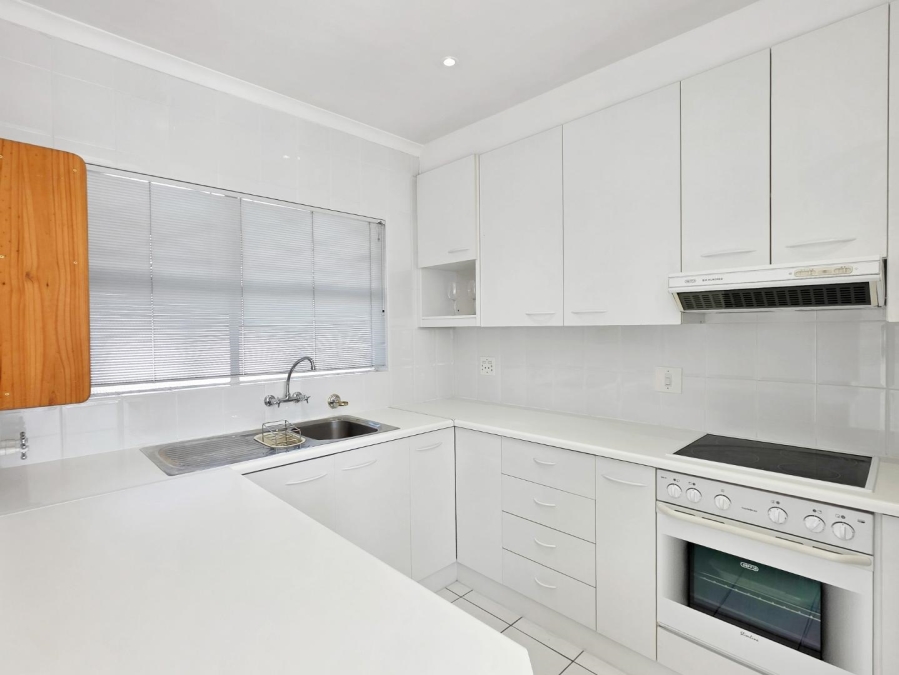 To Let 1 Bedroom Property for Rent in Gardens Western Cape
